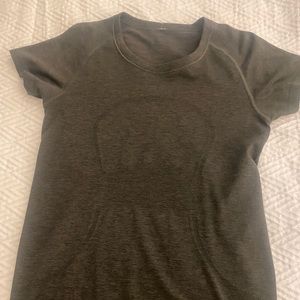 Dark Green Size 8 Lulu Lemmon Top